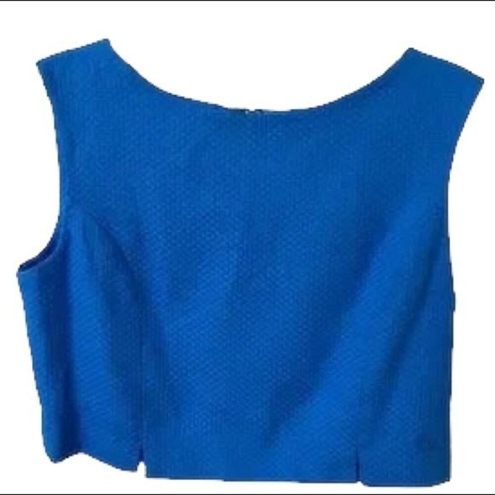 Lilly Pulitzer Sleeveless Boatneck Full Zip Back Top. Blue Flare. Large. Chic